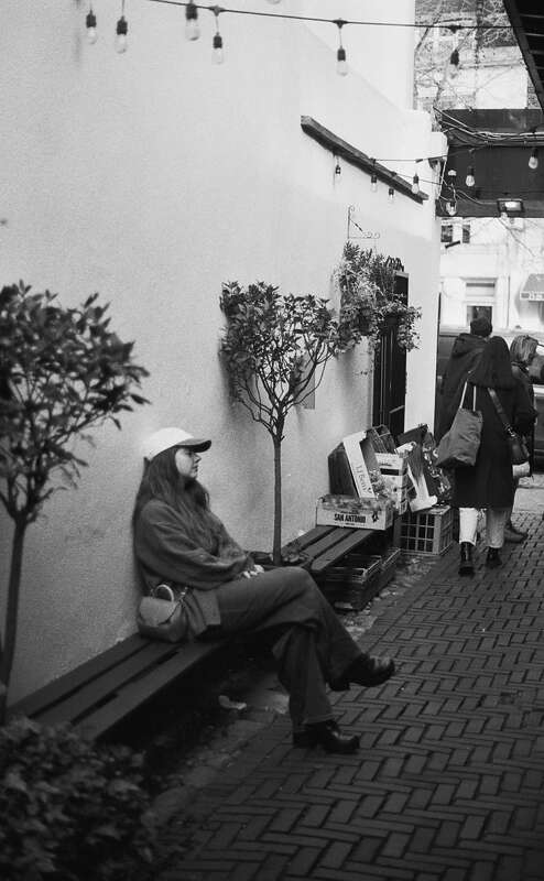 2026-03-10 / IMG_7056 — Hampstead — shot on Olympus OM10n — Agfa APX 400(+1) Black & White