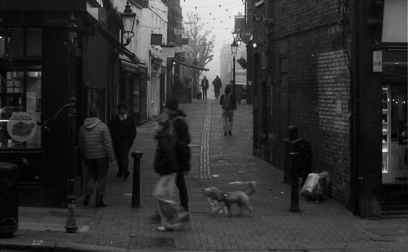 2026-05-05 / IMG_1025 — Hampstead — shot on Olympus OM10n — Fujifilm Acros II 100 Black & White
